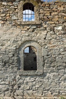 Ortaçağ Doğu Ortodoks Kilisesi, Saint John Rila Zhrebchevo rezervuar, Sliven bölge, Bulgaristan altındaki terk edilmiş