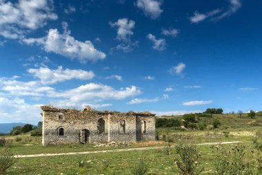 Ortaçağ Doğu Ortodoks Kilisesi, Saint John Rila Zhrebchevo rezervuar, Sliven bölge, Bulgaristan altındaki terk edilmiş