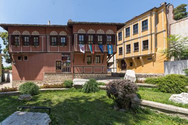 Plovdiv, Bulgaristan - 5 Temmuz 2018: Panorama on dokuzuncu yüzyıl evlerin mimari ve tarihi rezerv eski şehir şehir Plovdiv, Bulgaristan
