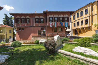 Plovdiv, Bulgaristan - 5 Temmuz 2018: Panorama on dokuzuncu yüzyıl evlerin mimari ve tarihi rezerv eski şehir şehir Plovdiv, Bulgaristan