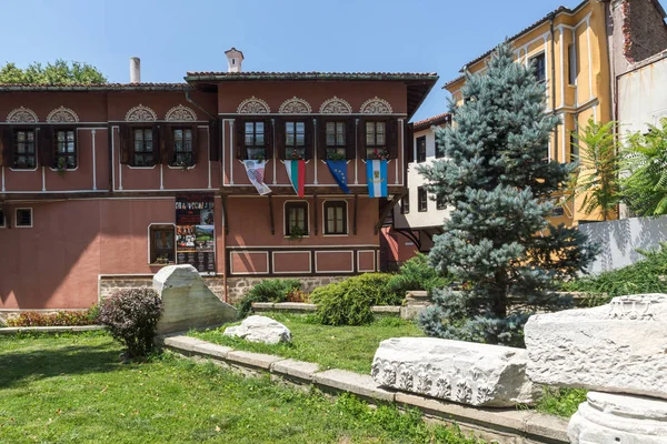 건축과 역사적인 불가리아 구시가지와 불가리아 2018 파노라마 — 스톡 사진
