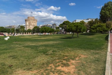 THESSALONIKI, GREECE - SEPTEMBER 30, 2017: View of White Tower in city of Thessaloniki, Central Macedonia, Greece