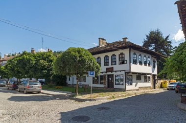 Tryavna, Bulgaristan - 6 Temmuz 2018: Tarihi şehir, Tryavna, Gabrovo Bölgesi, Bulgaristan eski evde