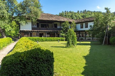 Tryavna, Bulgaristan - 6 Temmuz 2018: Tarihi şehir, Tryavna, Gabrovo Bölgesi, Bulgaristan eski evde
