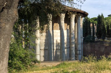 Roma, İtalya - 22 Haziran 2017: Ruins of Tapınağı, Herkül Victor City Roma, İtalya