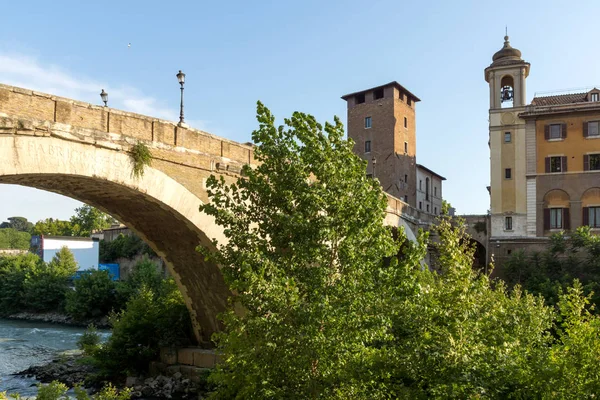 Ρώμη Ιταλία Ιουνίου 2017 Cityscape Castello Καετάνι Στον Ποταμό Τίβερη — Φωτογραφία Αρχείου