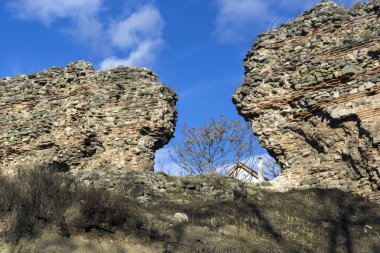Antik Roma şehri Diocletianopolis, Hisarya kasaba, Plovdiv Bölge, Bulgaristan duvar kalıntıları gün batımı görünümü