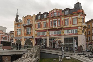 Plovdiv, Bulgaristan - 2 Şubat 2019: Panoramik manzaralı merkezi yayalara Şehir Plovdiv, Bulgaristan