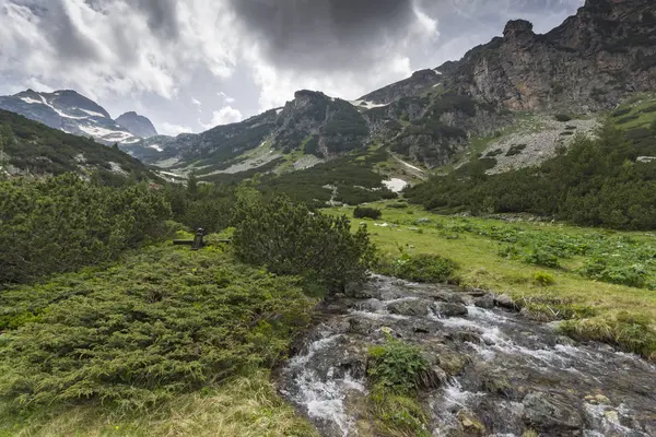 Landscape Dark Clouds Malyovitsa Peak Malyoviska River Rila Mountain Bulgaria — Stock Photo, Image