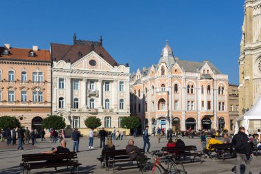 Novi Sad, Voyvodina, Sırbistan - 11 Kasım 2018: Binalar merkezi olan şehir Novi Sad, Voyvodina, Sırbistan