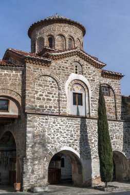 Bachkovo Manastırı, Bulgaristan - 4 Şubat 2019: Bachkovo Manastırı Dormition Tanrı, Bulgaristan anası, ortaçağ binaları