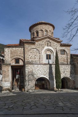 Bachkovo Manastırı, Bulgaristan - 4 Şubat 2019: Bachkovo Manastırı Dormition Tanrı, Bulgaristan anası, ortaçağ binaları