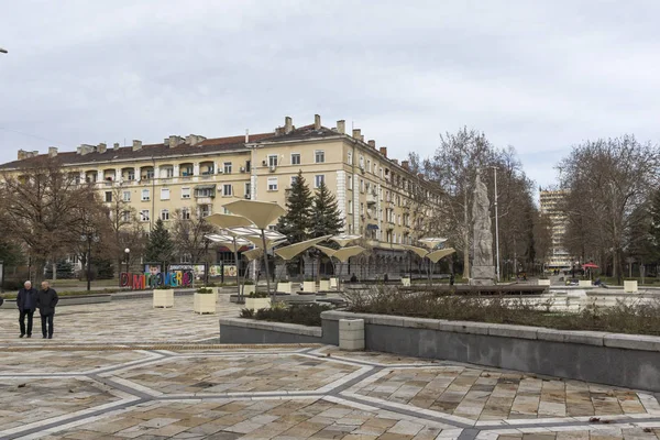 Dimitrovgrad Bulgaristan Şubat 2019 Tipik Sokak Binaya Dimitrovgrad Şehir Bölge — Stok fotoğraf