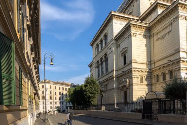 Rome, İtalya - 22 Haziran 2017: Sunset sinagog yılında Roma, İtalya, şehrin görünümünü