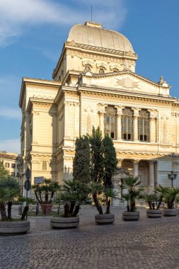 Rome, İtalya - 22 Haziran 2017: Sunset sinagog yılında Roma, İtalya, şehrin görünümünü