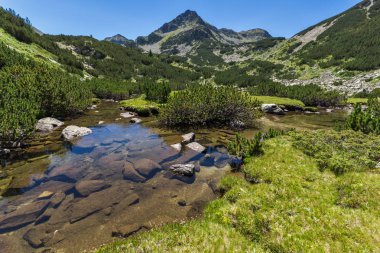 Yaz, yatay, Valyavitsa nehir ve Valyavishki Kınalı tepe, Pirin Dağı, Bulgaristan