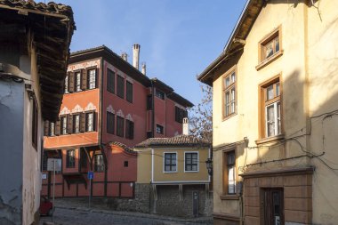 Plovdiv, Bulgaristan - 10 Şubat 2019: On dokuzuncu yüzyılda evlerde mimari ve tarihi eski şehir şehir Plovdiv, Bulgaristan rezerv