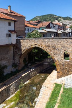 Kratovo, Kuzey Makedonya - 21 Temmuz 2018: Ortaçağ Köprüsü Kıratova şehir, Kuzey Makedonya Cumhuriyeti Merkezi