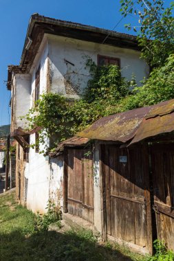 Kratovo, Kuzey Makedonya - 21 Temmuz 2018: Eski evleri Kıratova şehir, Kuzey Makedonya Cumhuriyeti Merkezi