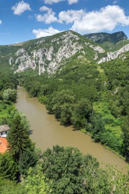 Muhteşem manzara Iskar River Gorge, koca Balkan Dağları, Bulgaristan