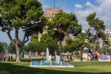 Thessaloniki, Yunanistan - 30 Eylül 2017: Beyaz Kule'ye Selanik şehir, orta Makedonya, Yunanistan
