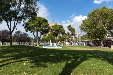 Thessaloniki, Yunanistan - 30 Eylül 2017: Beyaz Kule'ye Selanik şehir, orta Makedonya, Yunanistan
