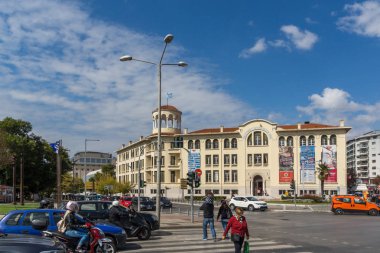Thessaloniki, Yunanistan - 30 Eylül 2017: Tipik sokak ve bina şehir Selanik, orta Makedonya, Yunanistan