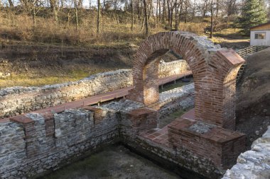 Gün batımı görünümü antik termal banyoları, Diocletianopolis, Hisarya kasaba, Plovdiv Bölge, Bulgaristan