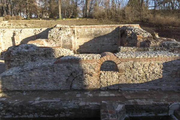 Gün batımı görünümü antik termal banyoları, Diocletianopolis, Hisarya kasaba, Plovdiv Bölge, Bulgaristan