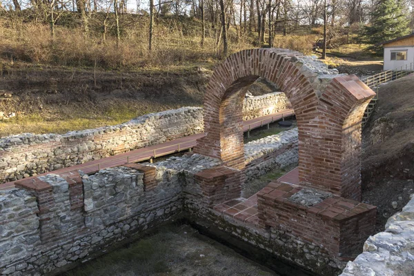 Gün Batımı Görünümü Antik Termal Banyoları Diocletianopolis Hisarya Kasaba Plovdiv — Stok fotoğraf