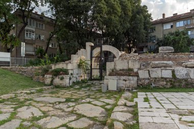 Stara Zagora, Bulgaristan - 5 Ağustos 2018: Auditorium Harabeleri, Antik Roma şehir Augusta Traiana ortasına Stara Zagora, Bulgaristan, antika Forum