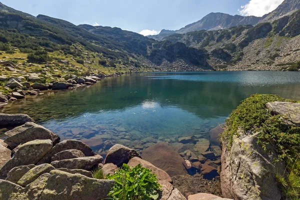 Paisagem Verão Lago Banderitsa Fish Pico Banderishki Chukar Pirin Mountain — Fotografia de Stock