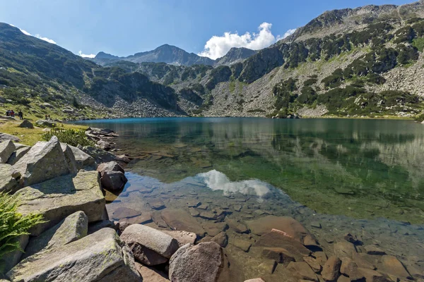 Sommerlandskap Ved Banderitsa Fiskeinnsjø Banderishki Chukar Peak Pirinfjellet Bulgaria – stockfoto