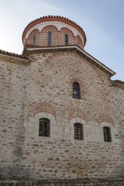 Bachkovo Manastırı, Bulgaristan - 4 Şubat 2019: Ortaçağ Bachkovo Manastırı Dormition Tanrı, Bulgaristan annenin binalarda