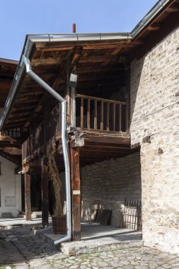 Bachkovo Manastırı, Bulgaristan - 4 Şubat 2019: Ortaçağ Bachkovo Manastırı Dormition Tanrı, Bulgaristan annenin binalarda