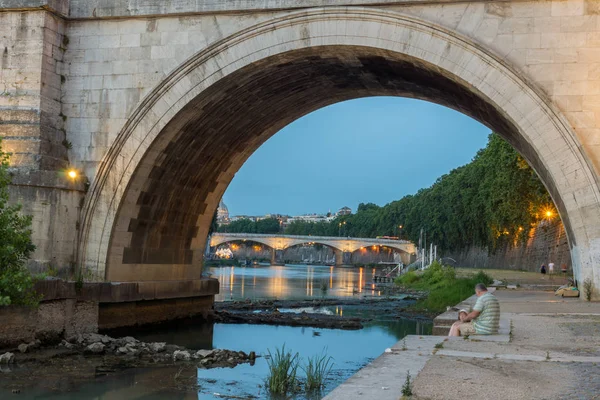 Rom Italien Juni 2017 Blick Auf Den Tiber Bei Untergang — Stockfoto