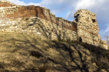 Antik Roma şehri Diocletianopolis, Hisarya kasaba, Plovdiv bölge, Bulgaristan sur kalıntıları gün batımı görünümü