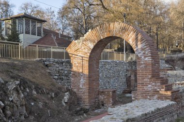 Gün batımı görünümü antik termal banyoları, Diocletianopolis, Hisarya kasaba, Plovdiv Bölge, Bulgaristan