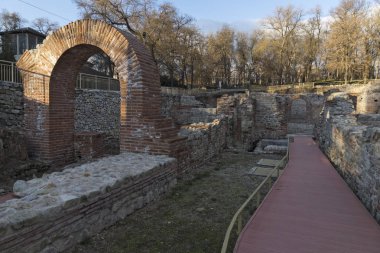 Gün batımı görünümü antik termal banyoları, Diocletianopolis, Hisarya kasaba, Plovdiv Bölge, Bulgaristan