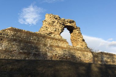 Antik Roma şehri Diocletianopolis, Hisarya kasaba, Plovdiv bölge, Bulgaristan sur kalıntıları gün batımı görünümü
