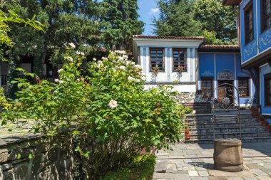 Plovdiv, Bulgaristan - 5 Temmuz 2018: On dokuzuncu yüzyılda evlerde mimari ve tarihi eski şehir şehir Plovdiv, Bulgaristan rezerv