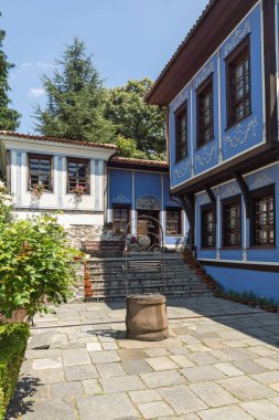 Plovdiv, Bulgaristan - 5 Temmuz 2018: On dokuzuncu yüzyılda evlerde mimari ve tarihi eski şehir şehir Plovdiv, Bulgaristan rezerv