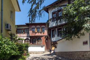 Plovdiv, Bulgaristan - 5 Temmuz 2018: On dokuzuncu yüzyılda evlerde mimari ve tarihi eski şehir şehir Plovdiv, Bulgaristan rezerv