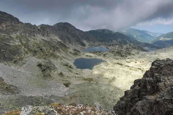 Amazing Landscape Dengan Kabut Atas Danau Musalenski Rila Gunung Bulgaria — Stok Foto