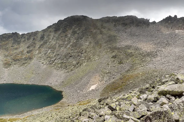 Panorama Del Lago Ledenoto Hielo Nubes Sobre Pico Musala Montaña — Foto de Stock