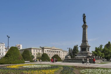 Ruse, Bulgaristan - 1 Mayıs 2008: Ruse, Bulgaristan şehir merkezinde Özgürlük Anıtı