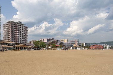 Sunny Beach, Bulgaristan - 2 Mayıs 2008: Panoramik ünlü yaz resort Sunny Beach, Burgaz bölge, Bulgaristan