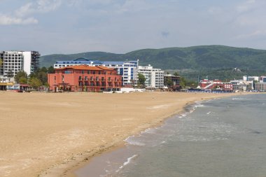 Sunny Beach, Bulgaristan - 2 Mayıs 2008: Panoramik ünlü yaz resort Sunny Beach, Burgaz bölge, Bulgaristan