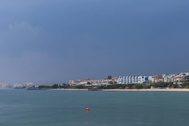 Sveti Vlas, Bulgaristan - 2 Mayıs 2008: Panoramik ünlü yaz çare Sveti Vlas (Saint Vlas), Burgaz bölge, Bulgaristan