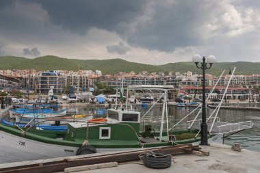 Sveti Vlas, Bulgaristan - 2 Mayıs 2008: Panoramik ünlü yaz çare Sveti Vlas (Saint Vlas), Burgaz bölge, Bulgaristan